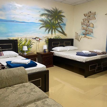 Studio 1 - No Parking Space Abu Dhabi Ngoại thất bức ảnh